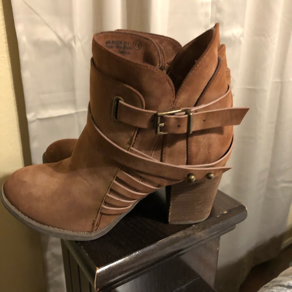 Ankle boots